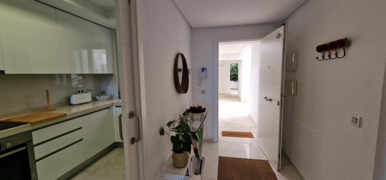 Casares Del Mar Luxury Apartment Malaga Exterior photo