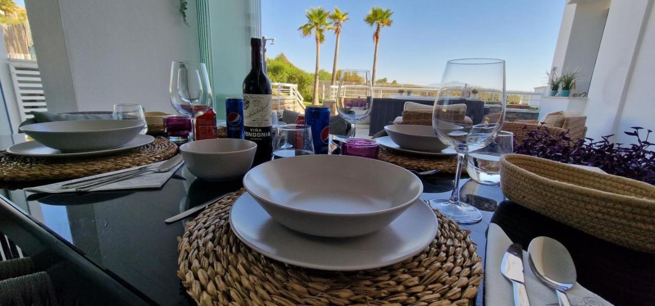 Casares Del Mar Luxury Apartment Malaga Exterior photo