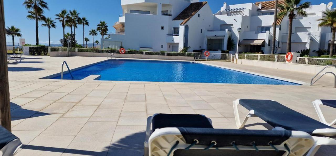 Casares Del Mar Luxury Apartment Malaga Exterior photo