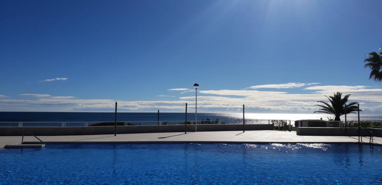 Casares Del Mar Luxury Apartment Malaga Exterior photo