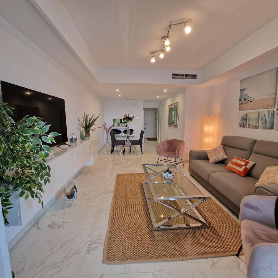 Casares Del Mar Luxury Apartment Malaga Exterior photo