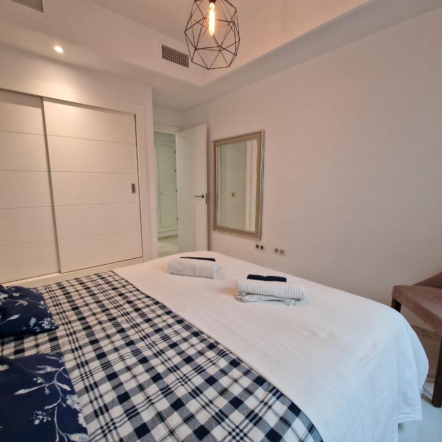 Casares Del Mar Luxury Apartment Malaga Exterior photo