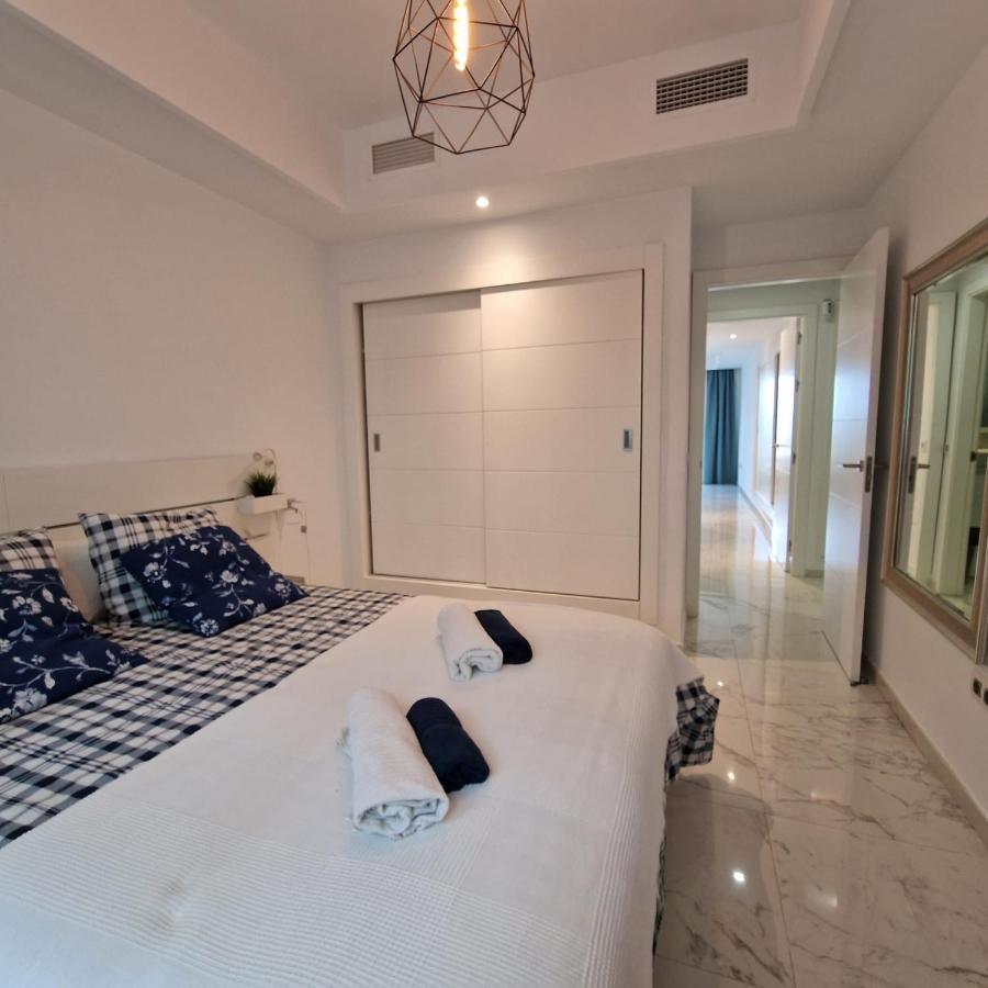 Casares Del Mar Luxury Apartment Malaga Exterior photo