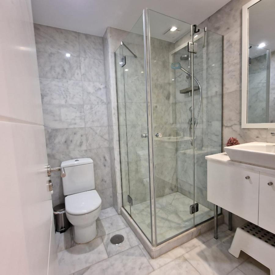 Casares Del Mar Luxury Apartment Malaga Exterior photo