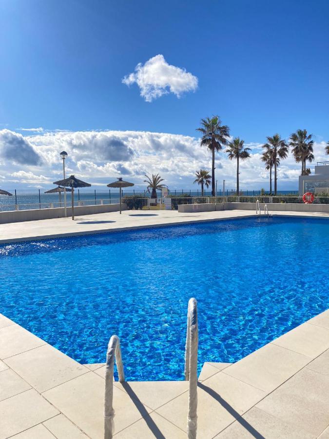 Casares Del Mar Luxury Apartment Malaga Exterior photo